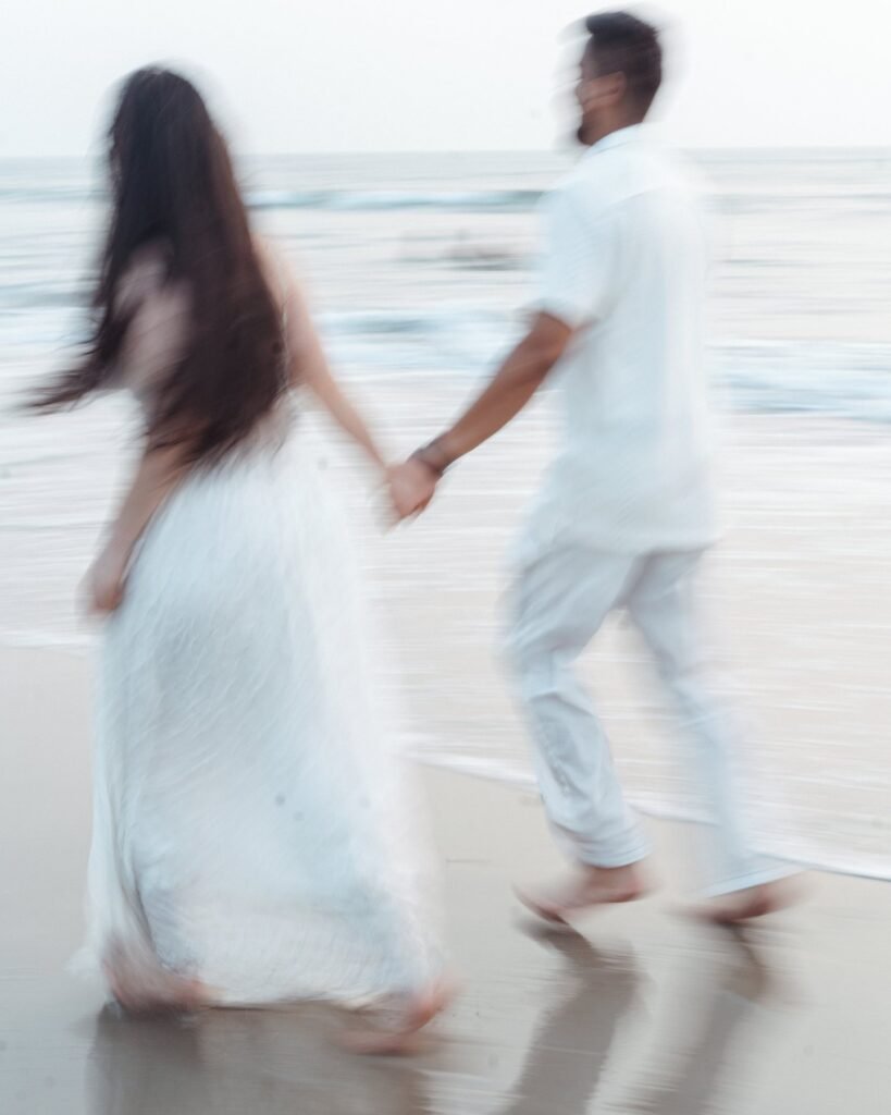 Goa beach and yacht pre-wedding shoot by Pavan Soni 6